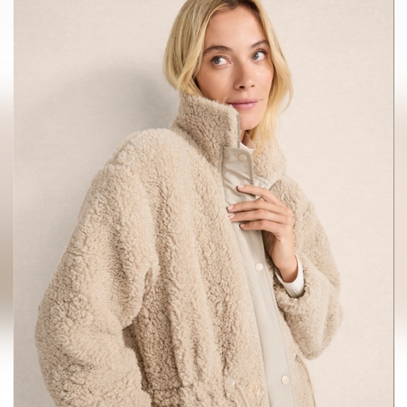 Cozy Cream Teddy Jacket - Picture 4 of 12